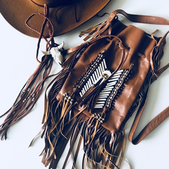 ❤️SOLD❤️Leather Fringe Beaded Crossbody Boho Bag - Picture 8 of 8